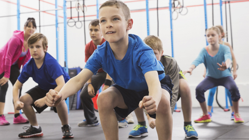 children playing energy tag game